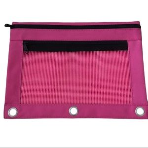 ⭐️Pink/Black Makeup Bag!⭐️